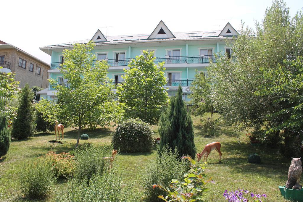 Green Hotel Almatý Exterior foto