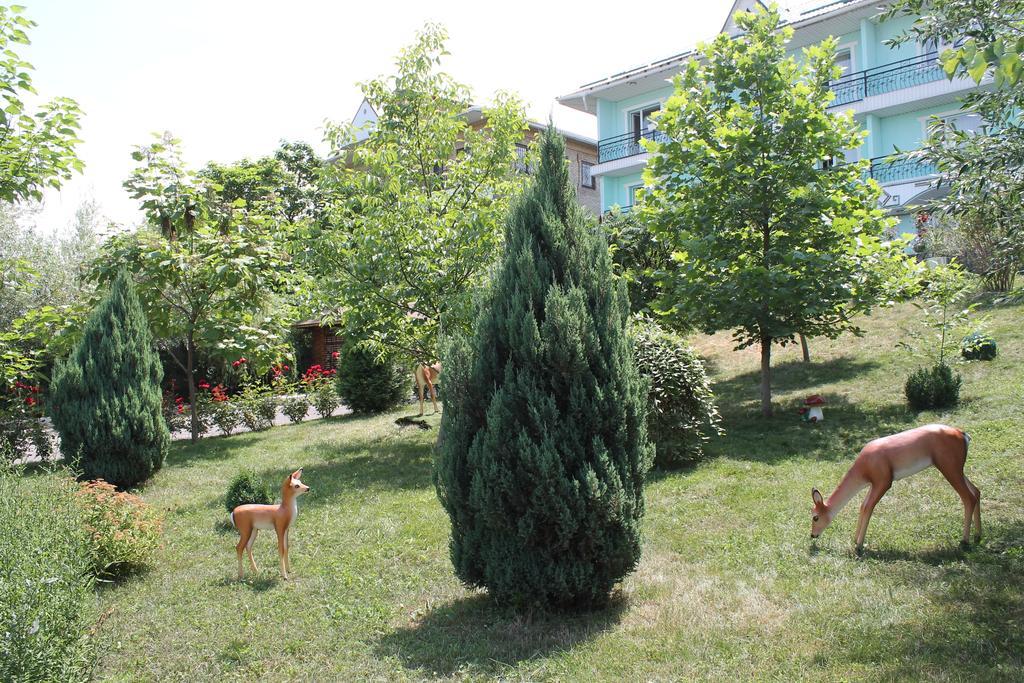 Green Hotel Almatý Exterior foto